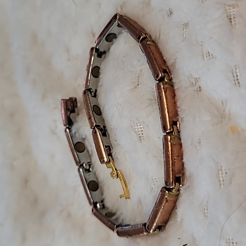 Copper Coloured Link Bracelet (32)